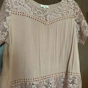 SPLIT BACK LACE CROCHET TOP